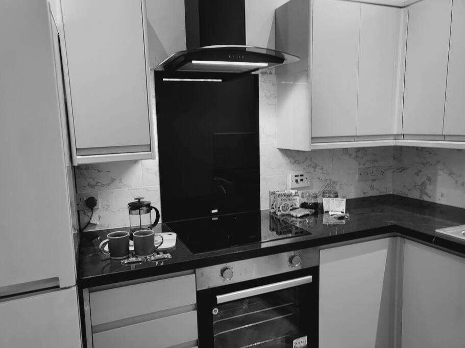 High Street, 2 Bed, Newly Refurb Apartman Leamington Spa Kültér fotó