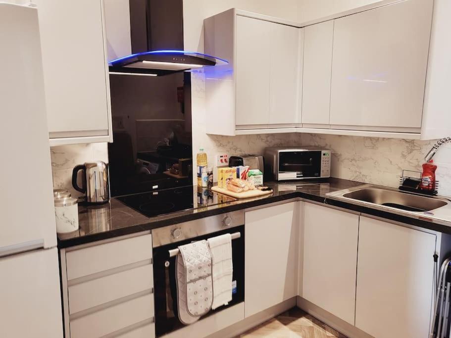 High Street, 2 Bed, Newly Refurb Apartman Leamington Spa Kültér fotó
